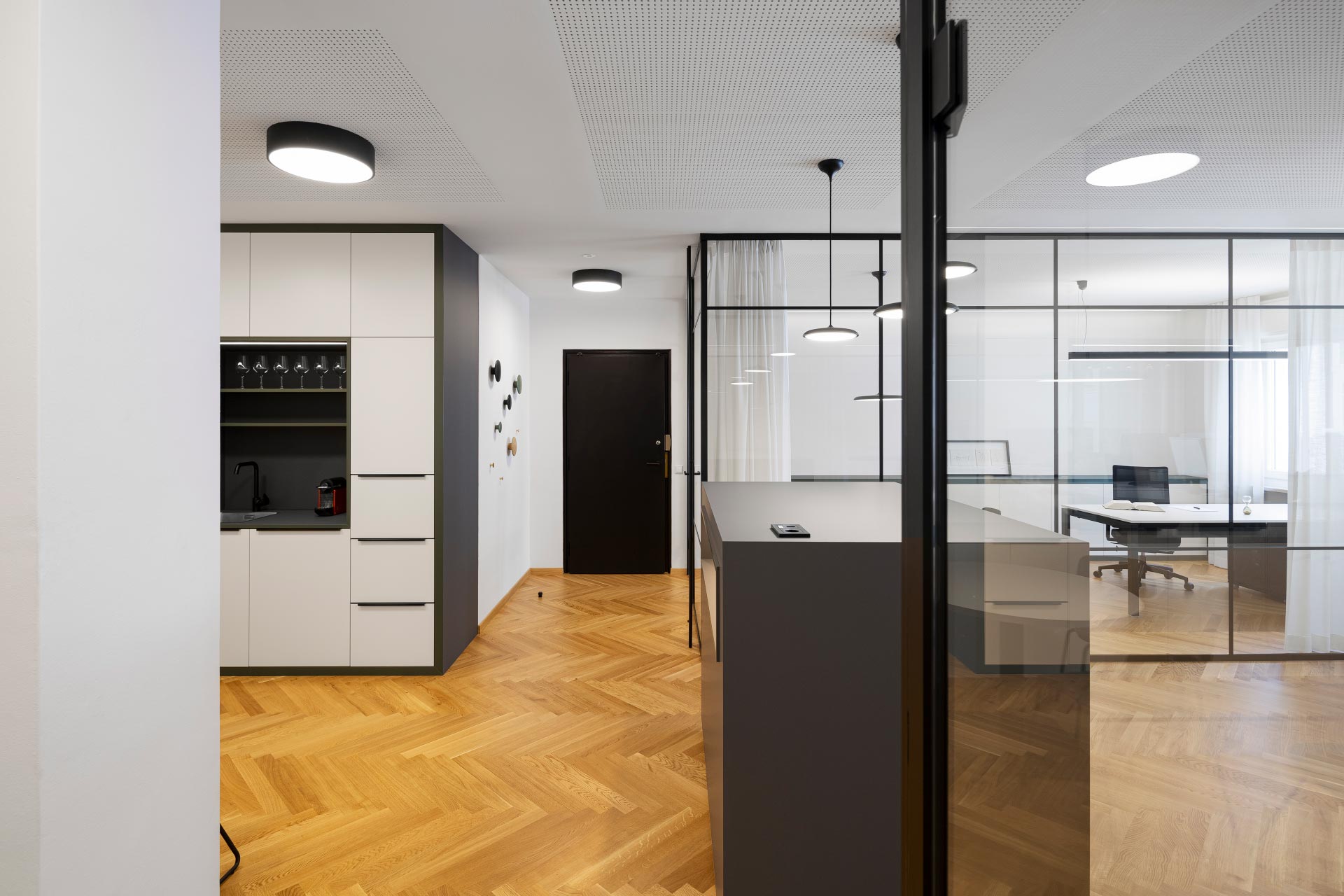 architekten suedtirol bozen innenarchitektur umbau naemas teekueche bueroeinrichtung studiomunter
